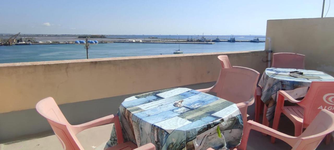 The Twins Rooms In Trapani 1 Екстериор снимка